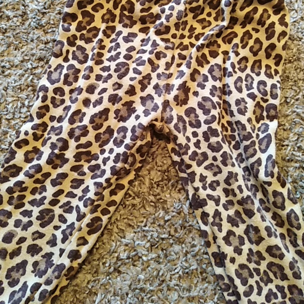 Babygirl cheetah leggings 😍